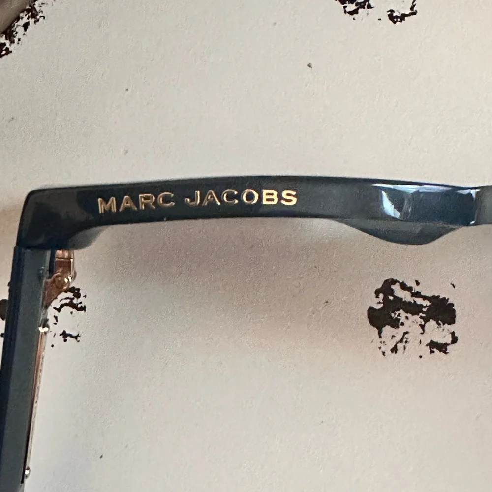 Marc Jacobs Blue Square Sunglasses - Picture 6 of 6
